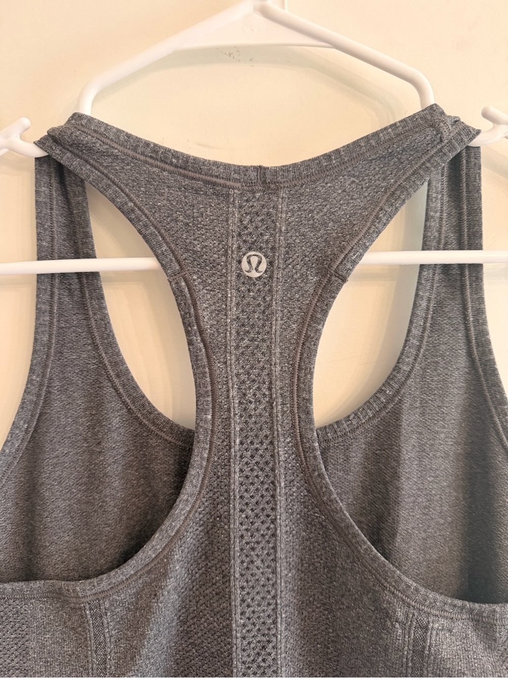 lululemon athletica Swiftly Tank Size 8, Dark Grey 🩶🩶🩶 - Picture 7 of 9